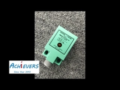 ペッパール+フックス 超音波直接検出センサー UB100-F77-E2-V31