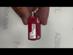 Leuze HT3C.S/6G-M8 バックグラウンド抑制の分散センサー