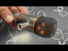 IFM ディスプレイ付き圧力センサ PN2070