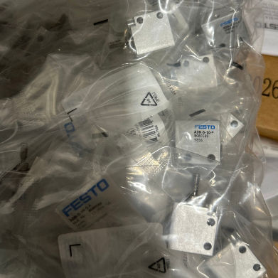 Festo 短時間シリンダー ADVC-10-5-A-P