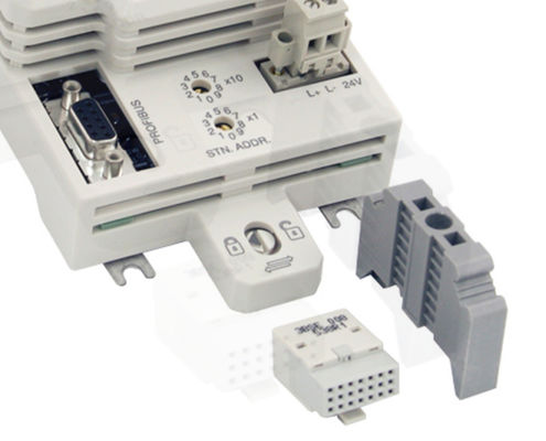 ABB CI801 3BSE022366R1 DP-V1 コミュニケーション PROFIBUS FCI S800 インターフェース