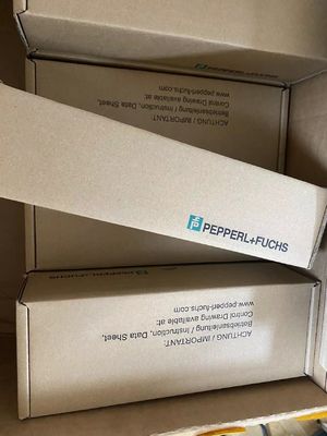 RD0-FB-Ex4.* PEPPERL FUCHS 4 つの出力を持つ隔離バリア