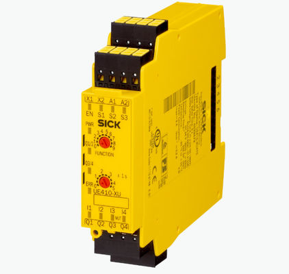 SICK UE410-XU4T5 安全制御器 フレキシクラシック電圧供給 A1 A2 180 g