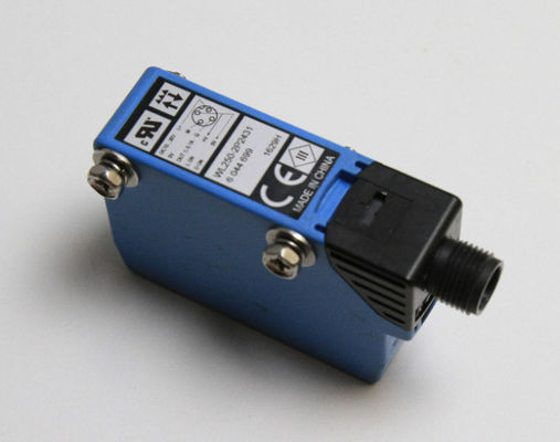 コンパクト SICK W250-2P2431 光電センサー 可視赤光と部品番号6044699