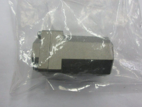 SMC AK4000-04 AK チェックバルブ 周囲温度と流体温度 5~60°C 凍結しない