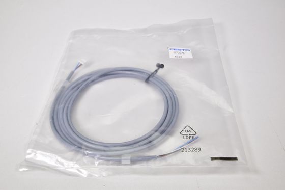 Festo接続ケーブル NEBS-L1G4-K-2.5-LE4 ラベルホルダー付き