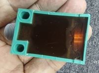 ペッパール・フックス NBN10-F10-E2-V1 インダクティブセンサー