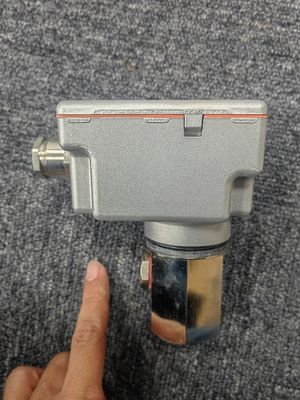 シエメンス QRA10M.C 燃焼器の炎検出器のための高度に敏感な炎センサー