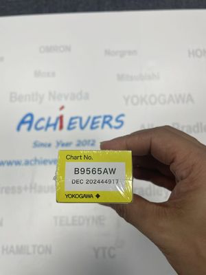 ヨコガワ B9565AW GRAPHIC CONTROLS ファンフォールド紙ストライプチャート 鋳型アルミ合金増幅器ハウジング