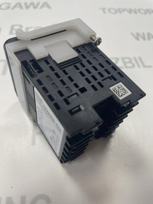オムロン E5CC-QX2A M-800 パネルマウント PID温度コントローラ 16 デジタル出力 0.4 kg