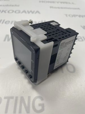 オムロン E5CC-QX2A M-800 パネルマウント PID温度コントローラ 16 デジタル出力 0.4 kg