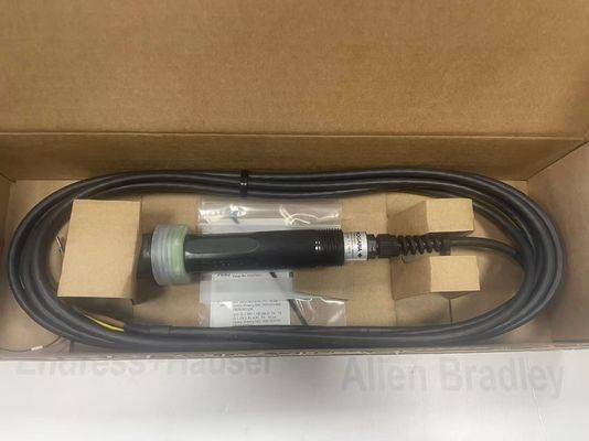 ヨコガワのPH8ERP-05-TN-N-E*A PHとORP分析機は2点接触入力で正確な測定を行う