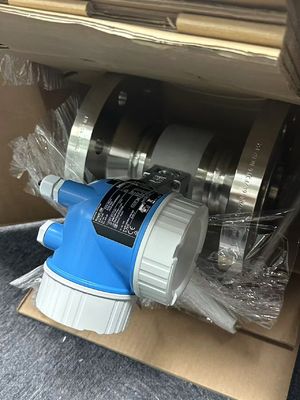 エンドレス ハウザー 7E2C1H-2M8J1/0 プロリン プロウィルF 200 渦流量計