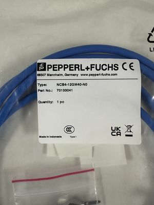 P&F NCB4-12GM40-N0 プラスチックのハウジングと端末付きインダクティブセンサー 1 出力接続製品