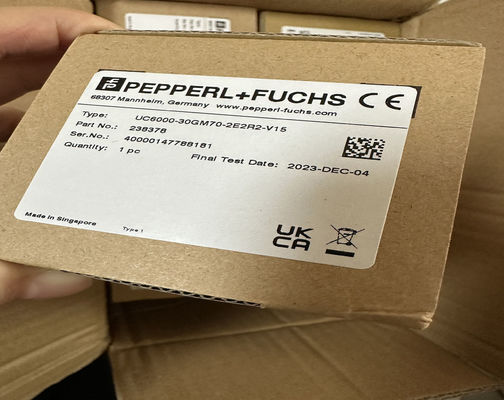 P&F UC6000-30GM70-2E2R2-V15 超音波センサー