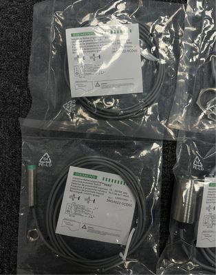 シメンス 3RG4014-0CD00 インダクションスイッチ IP66/67 侵入保護と最大測定スパン 1300 mbar 522 inH2O