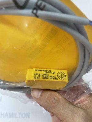 ターク BI5U-Q12-AP6X2インダクティブセンサー