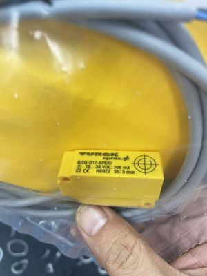 ターク BI5U-Q12-AP6X2インダクティブセンサー