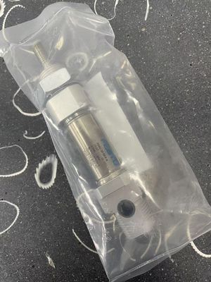 Festo ISO シリンダ DSNU-20-10-P-A