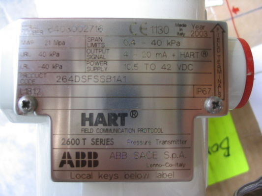 ABB 264DSFSSB1A1 2600 T シリーズ圧力トランスミッタ NAMUR 取り付けと最適なプロセス制御のための FDI-/FDT-テクノロジー