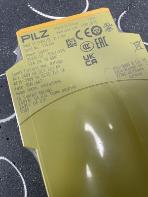 PILZ PNOZ X1 緊急停止安全リレー