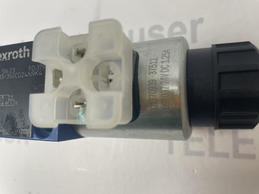 Bosch Rexroth R900052392 方向性ショートパイプバルブ BSW000R スムージング戦略 ローパスおよびS字カーブフィルタ