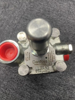 Danfoss 027H2041 パイロット操作のサーボバルブ