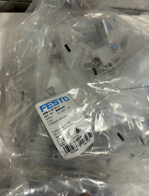 Festo Compact シリンダー ADN-S-10-10-A