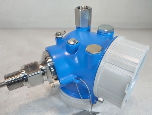 Endress Hauser FMP51-PRRQ5/0 ガイドレーダー式レベルトランスミッター