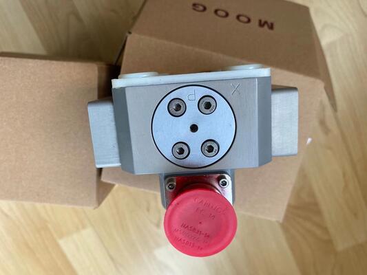 MOOG J761-003 電空油圧サーボバルブ