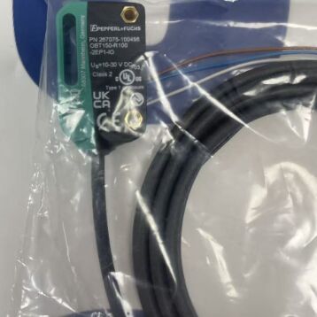 ペッパール+フックス OBT150-R100-2EP1-IO 光電センサー