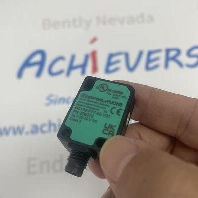 Pepperl+Fuchs UB100-F77-E2-V31 超音波直接検出センサー