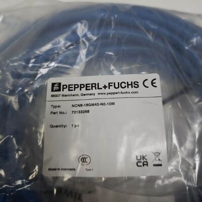 Pepperl+Fuchs NCN8-18GM40-N0-10M 非フラッシュ誘導近接センサー 10m 固定ケーブル