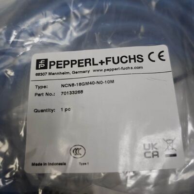 Pepperl+Fuchs NCN8-18GM40-N0-10M 非フラッシュ誘導近接センサー 10m 固定ケーブル
