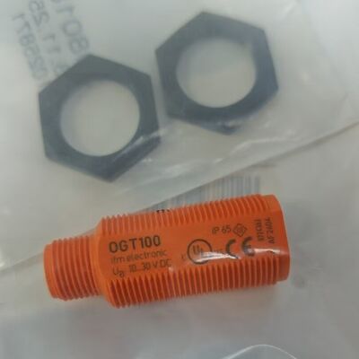 IFM OGT100 拡散反射光電センサー