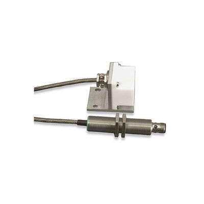 PEPPERL FUCHS インダクティブセンサー NCN25-F35-A2-250-V1 牽引チェーンに適し,磨き耐性