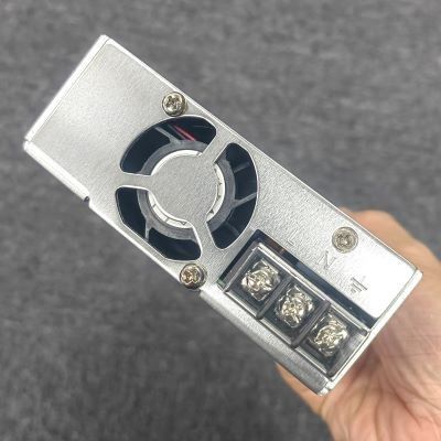 平均 Wells HRP-450-48 48Vdc 9.5A PFC 電源 8 アナログ出力 コンパクト 100mm x 100mm x 100mm サイズ