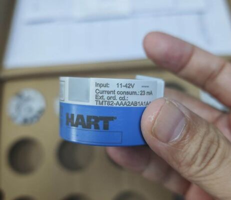 E+H TMT82-1020321 温度伝送器 工業プロセス機器